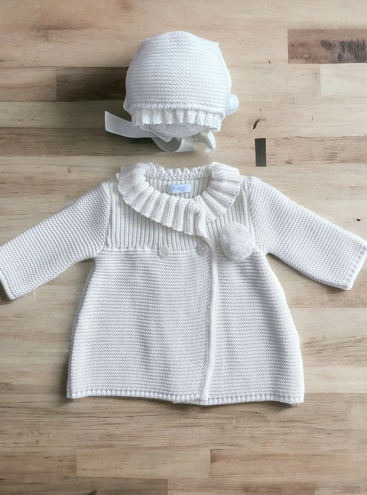 Baby girl set Foque coat and hood. Beige knit