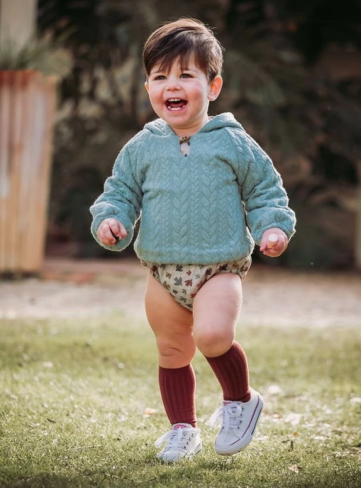 Boy's set of sweatshirt and bloomers from Cocote's bird collection