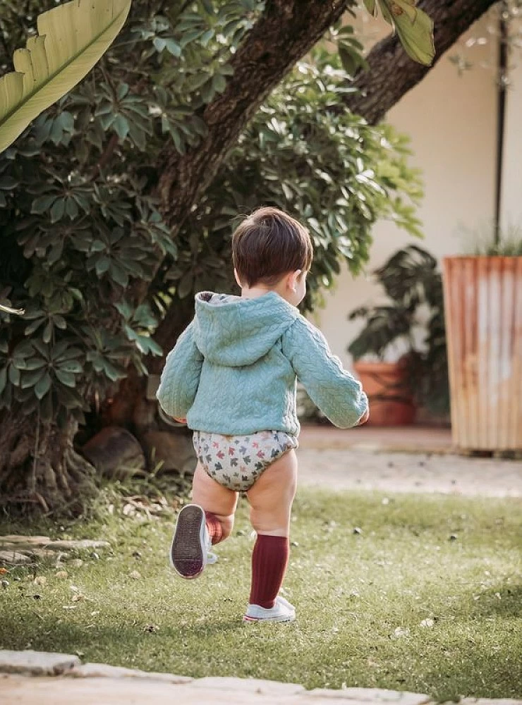 Boy's set of sweatshirt and bloomers from Cocote's bird collection