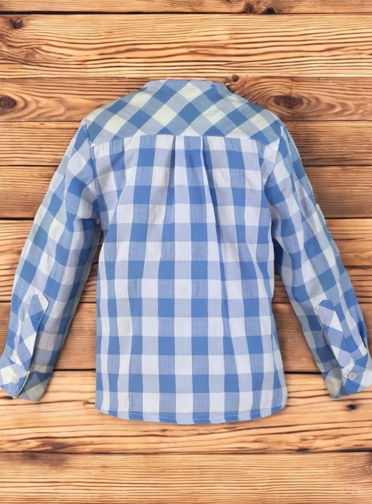 Camisa de niño en cuadros azules con detalles flúor