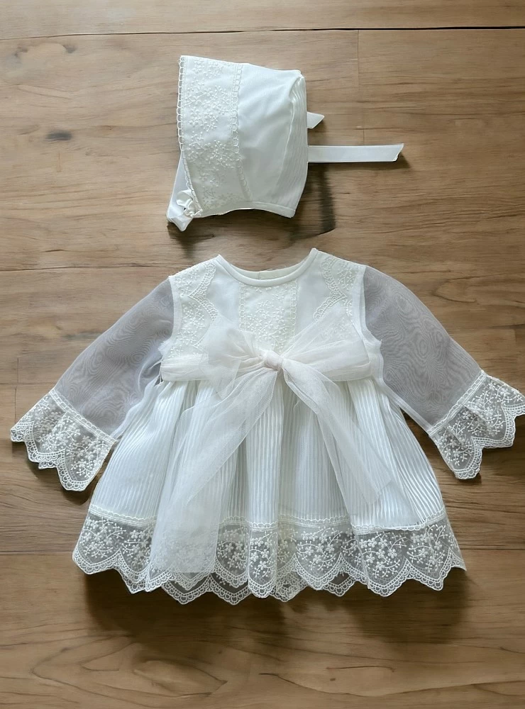 Girl's dress and bonnet with bow in two colors. Limited Edition