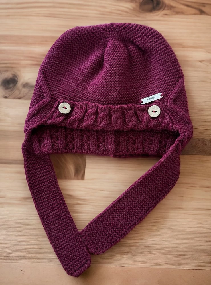 Gorrito para niño en tres colores. Muy Original