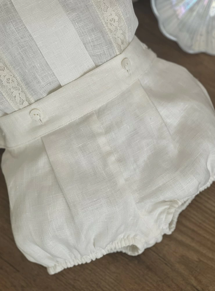 Natural linen shirt and bloomers set for boy. Sweet Collection