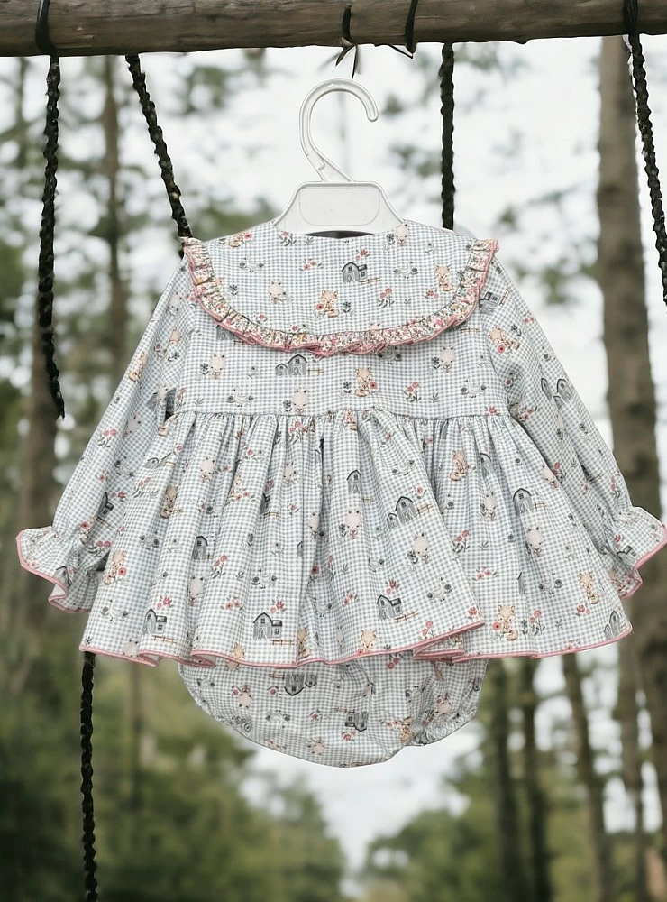 Peppa Pig's Little Dress and Panties Farm Collection