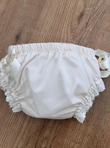 Tulle panties with lace in three colors. Sizes 6 and 12 months