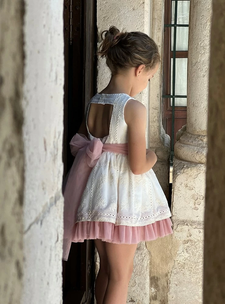 Vestido para arras o ceremonia beige con rosa empolvado