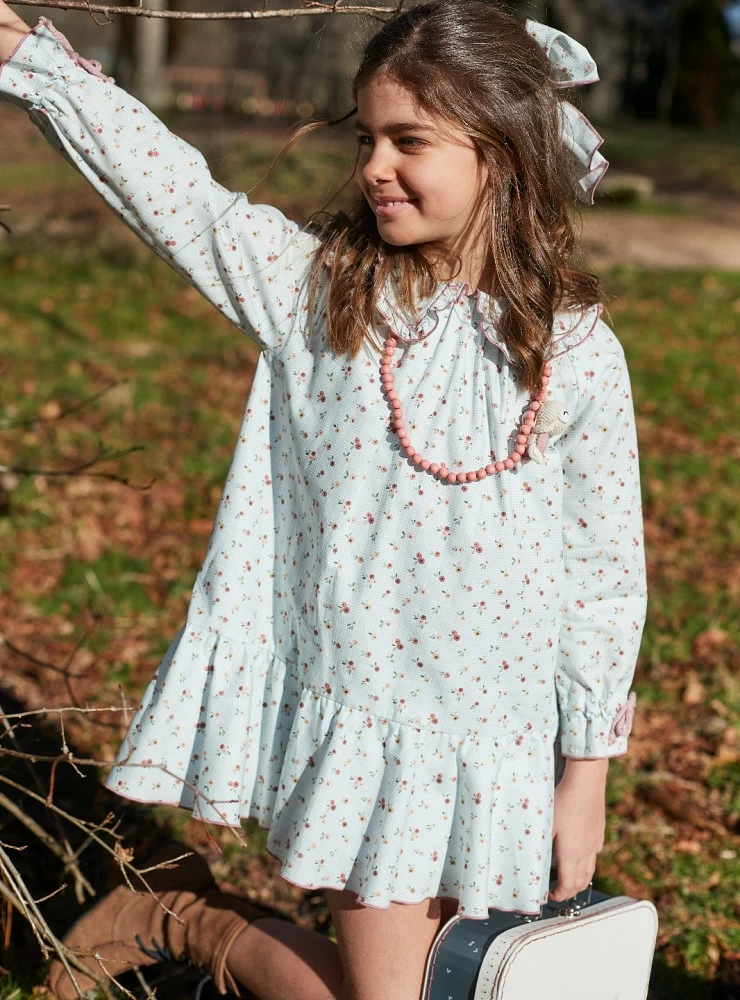 Vestido y chaleco de La Martinica Colección Grosella